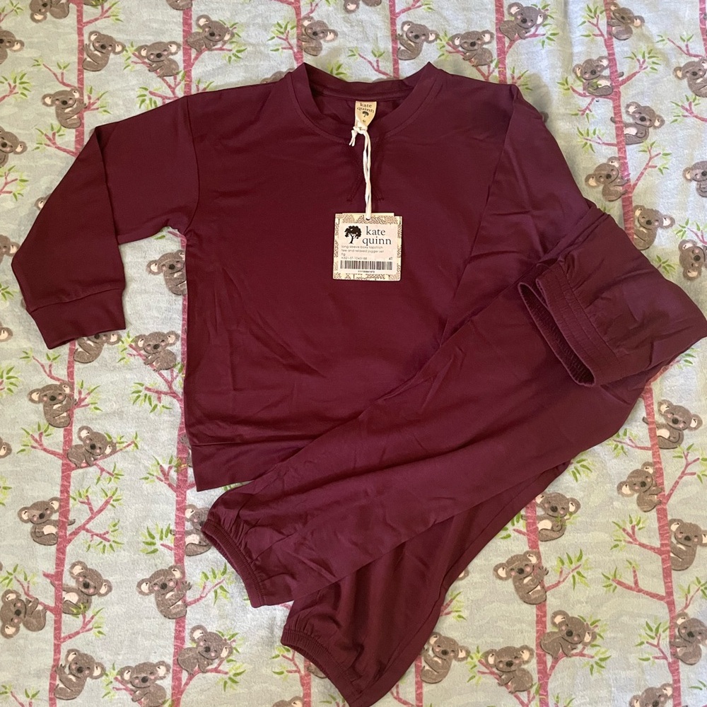 Kate Quinn Relaxed Jogger Set